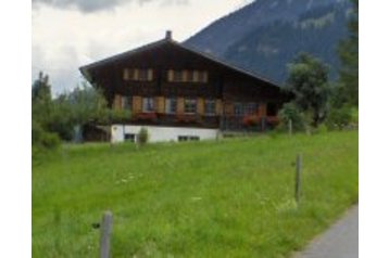 Suiza Privát Lenk, Exterior
